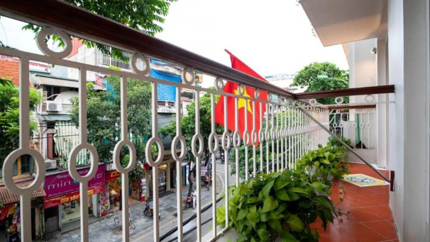 Hanoi Win Hotel & Travel Exterior photo